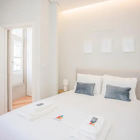 Liiiving In Porto - Aliados Stone Apartment Exterior photo